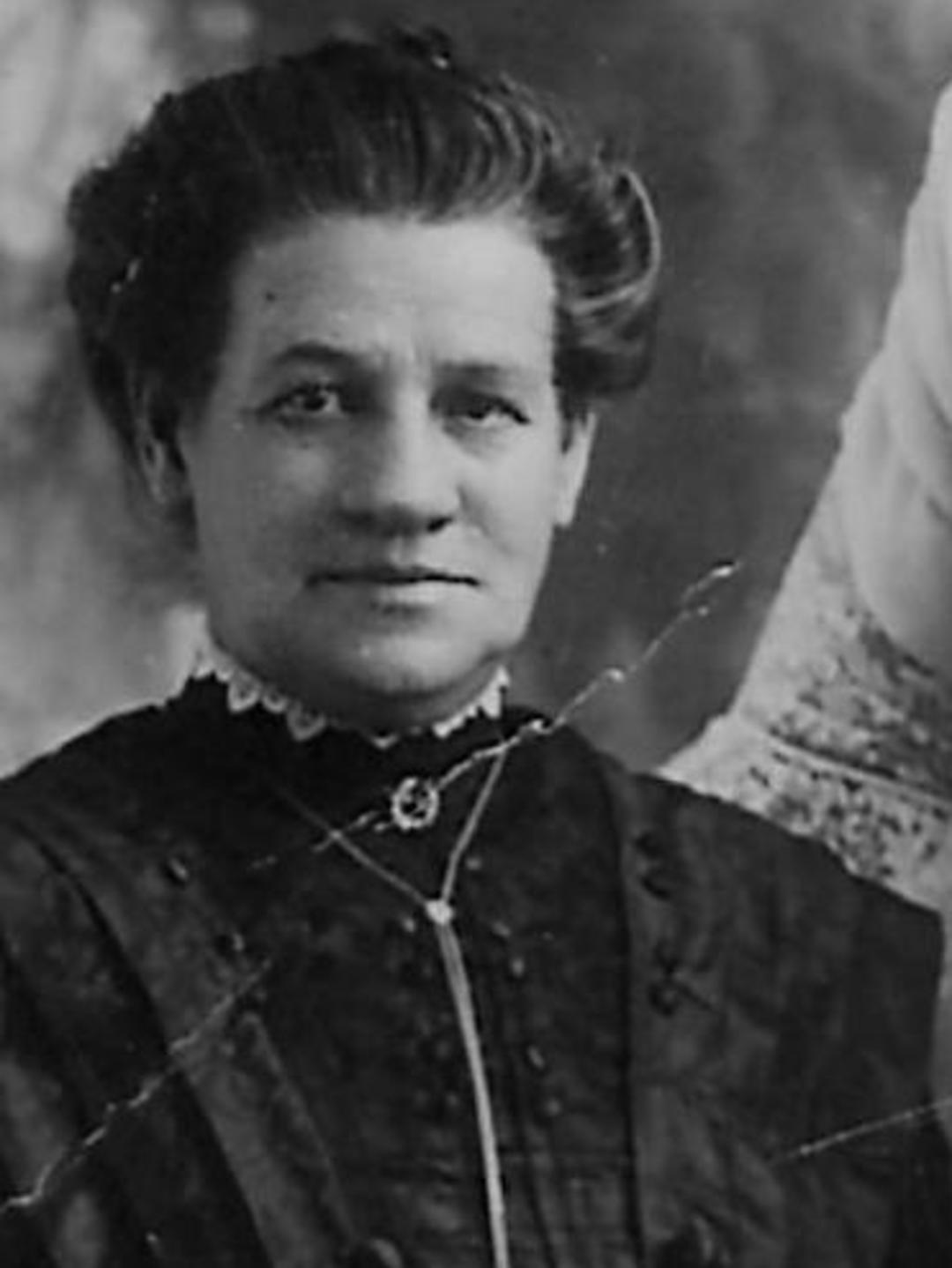 Mary Kerr (1857 - 1931) Profile